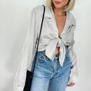 💫 80s Black Jack 22 Metallic Silver Groovy Novelty Button Down Blouse Shirt Top